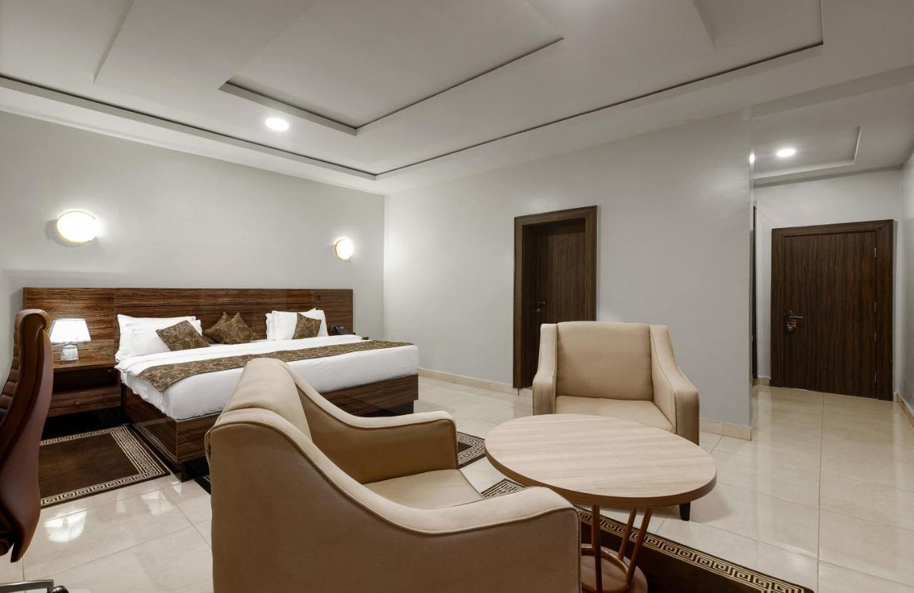 Aveon Hotel Abuja Exteriör bild