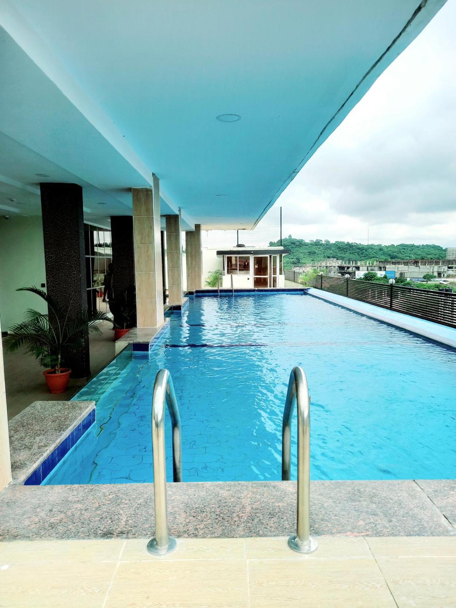 Aveon Hotel Abuja Exteriör bild