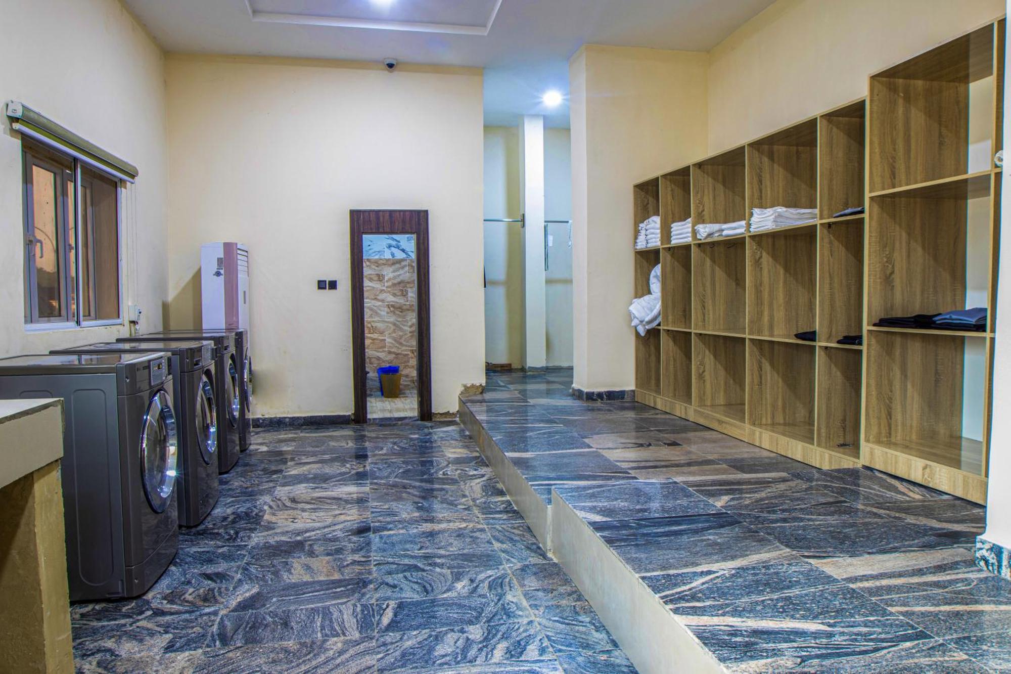 Aveon Hotel Abuja Exteriör bild
